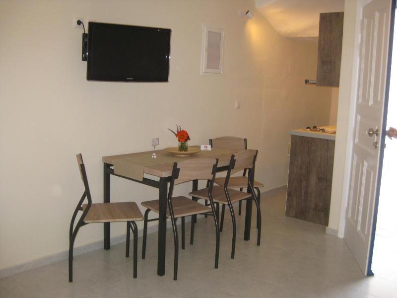 Triple Room image 1