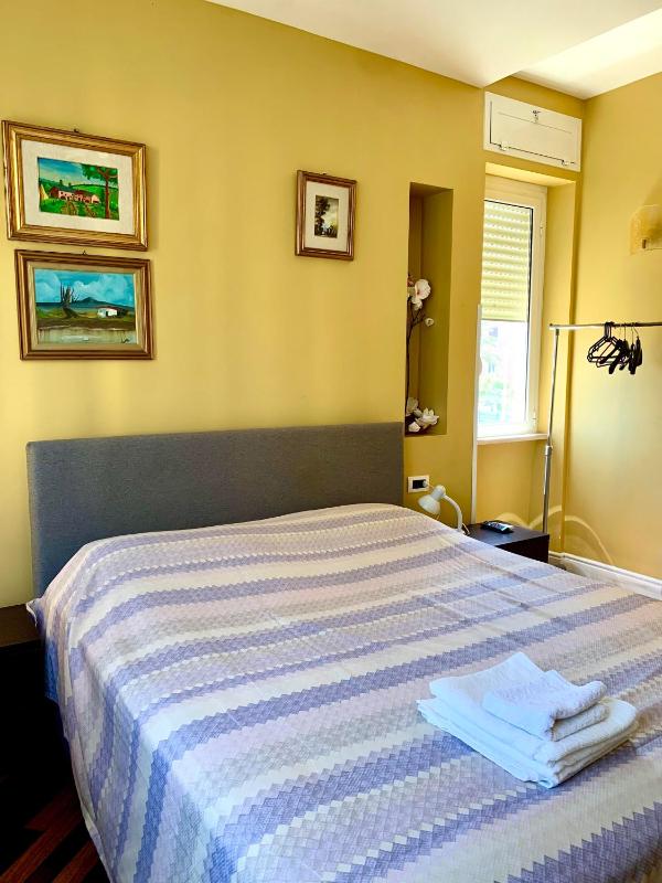 Double Room image 1