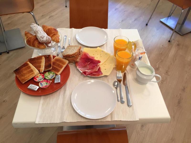 Guest House Barcelona Bruc - image 8