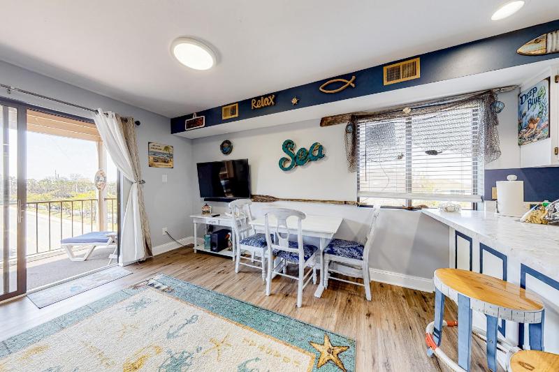One Bedroom Apartment image 3