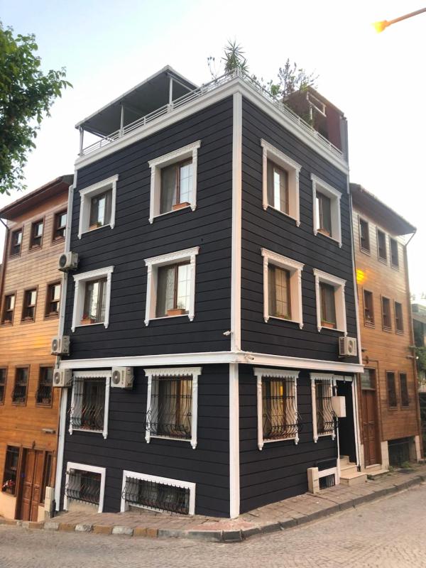 Topkapi Apartments - image 1