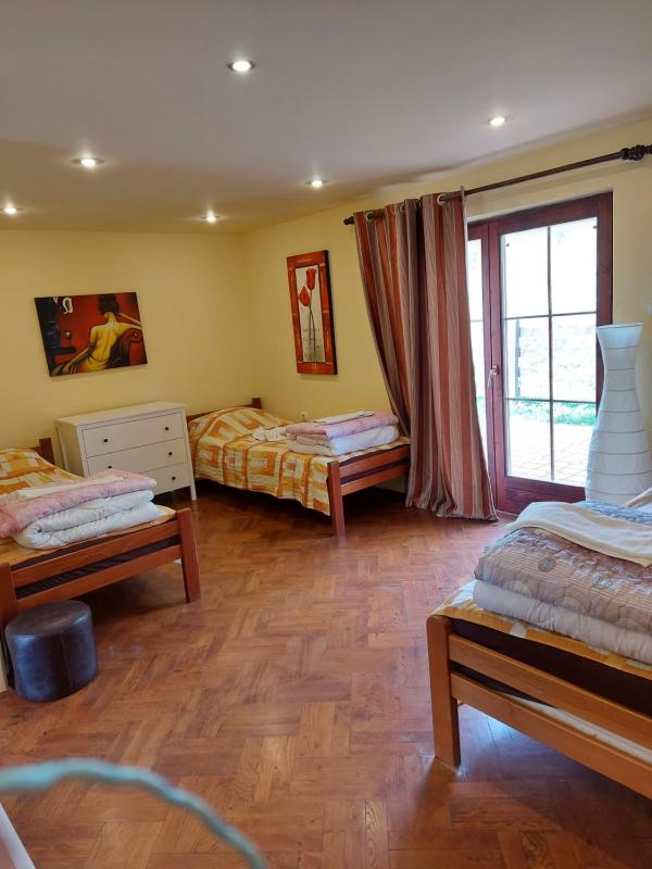 Apartment image 3