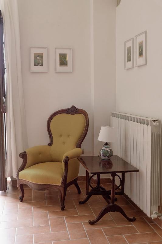 Large Double Room image 3