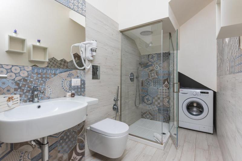 Rivazzurra Vivimare Apartment - image 17