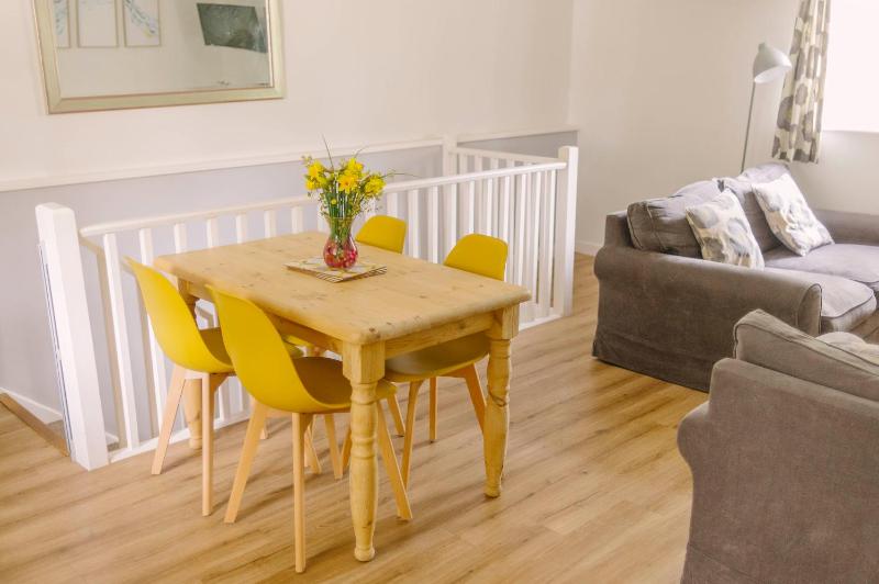 Two-Bedroom House image 2