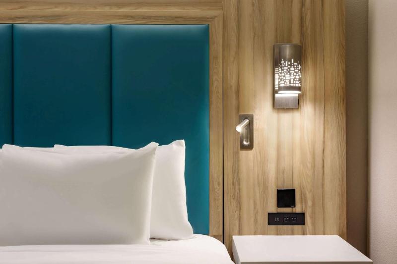 King Studio Suite - Non-Smoking image 3