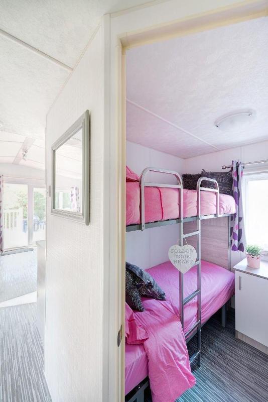 Three-Bedroom Apartment image 3