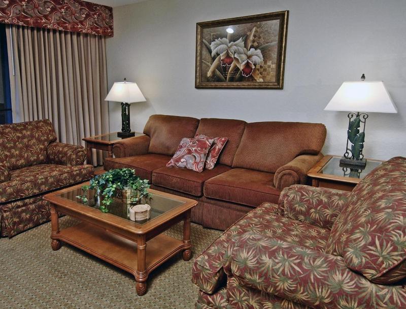 One-Bedroom Apartment image 3