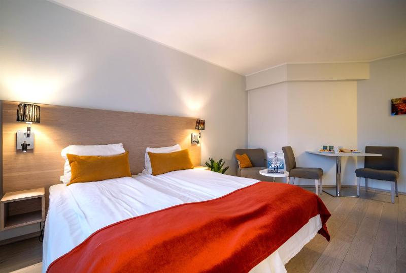 First Hotel City Tromsø - image 34