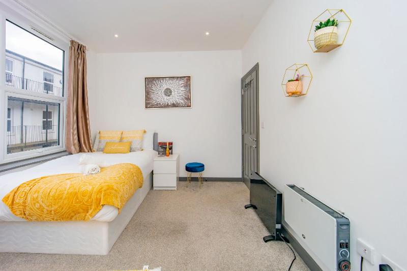 Three-Bedroom Apartment image 2