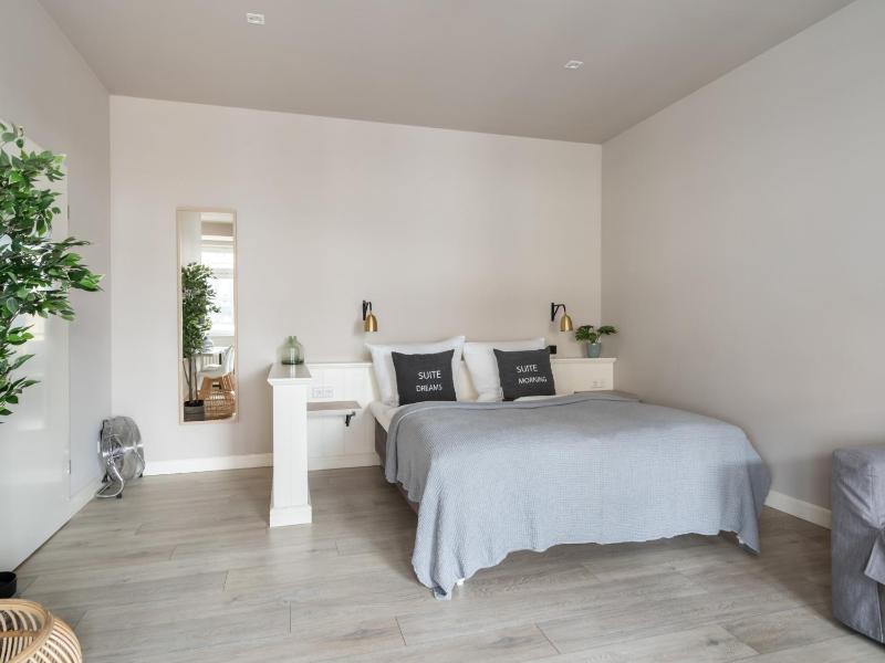 Suite with Balcony image 1