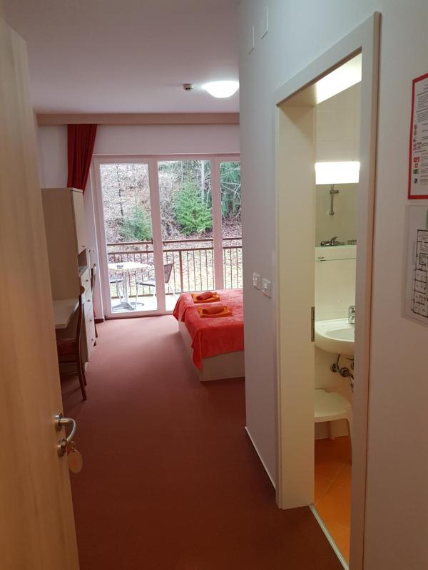 Double Room with Garden View image 3