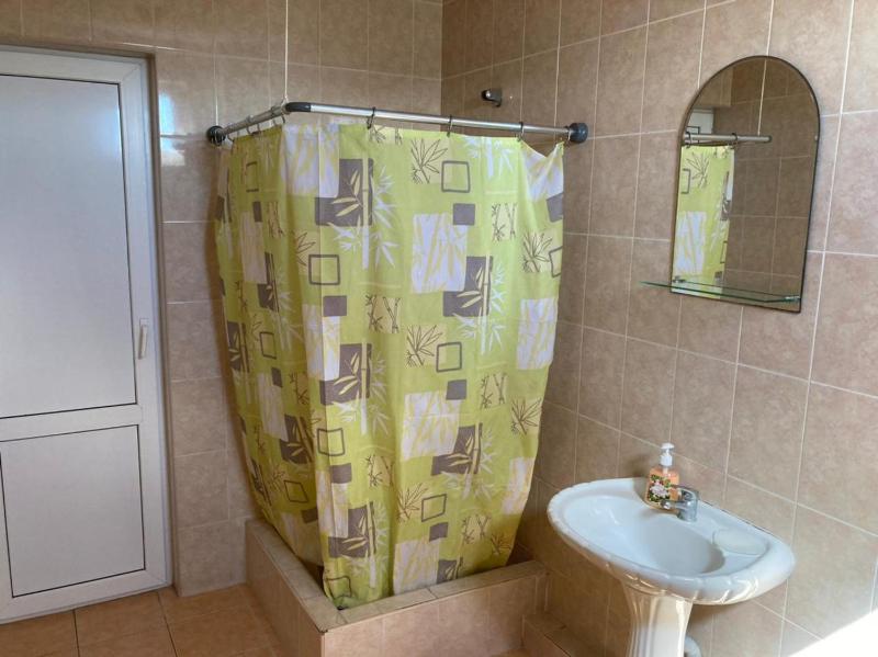 Triple Room image 3