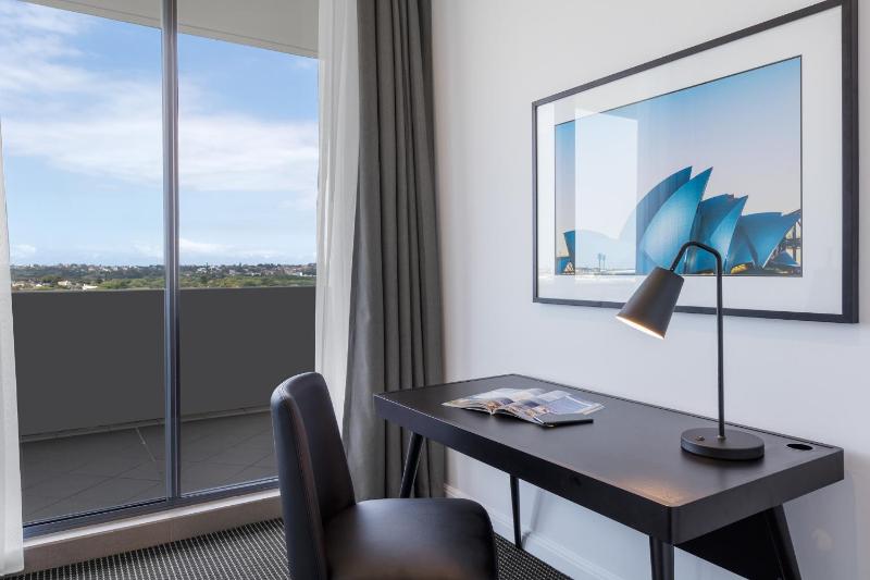 Three Bedroom Park Suite image 3