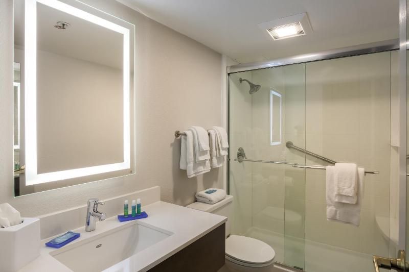 Standard Room image 1
