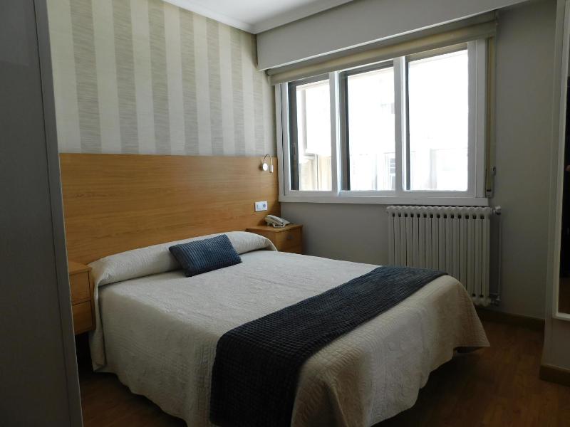 Superior Double Room image 3