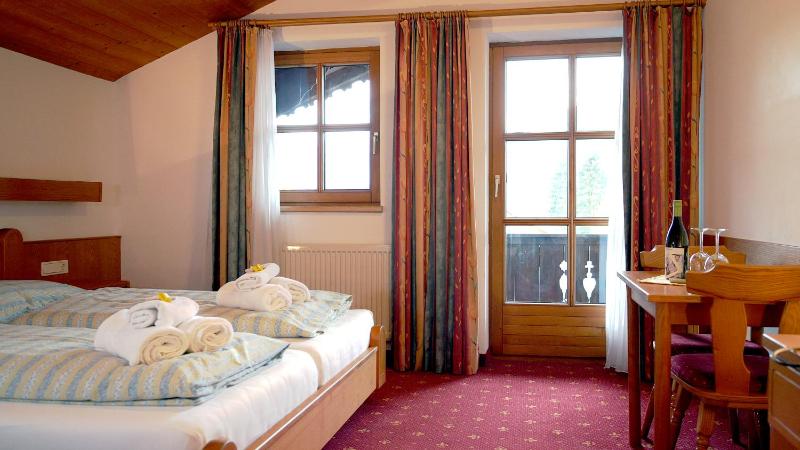 Double Room image 4