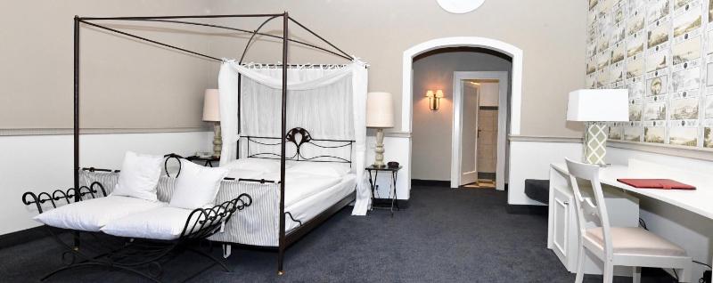 Suite image 3