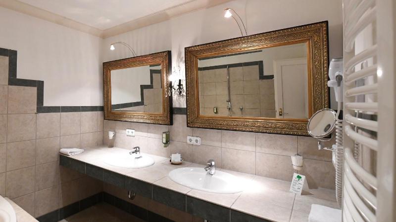 Suite image 2