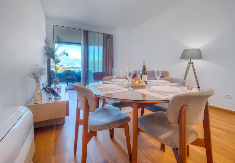 Apartments Garden Azure Budva - image 12