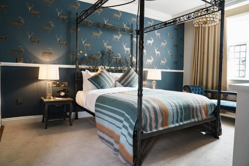 Superior Double Room image 3