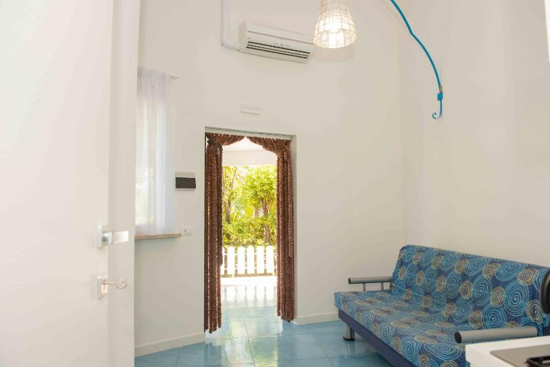 One-Bedroom Apartment (4 Adults) image 3