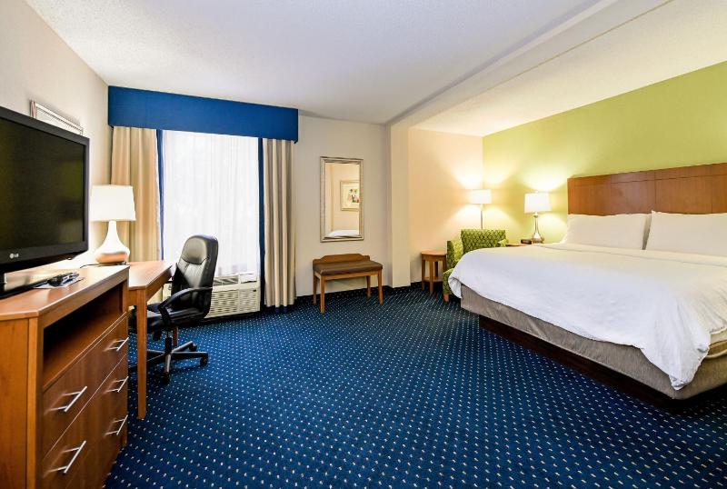 Standard Room image 4