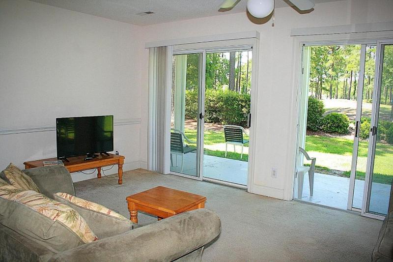 One-Bedroom Apartment image 3