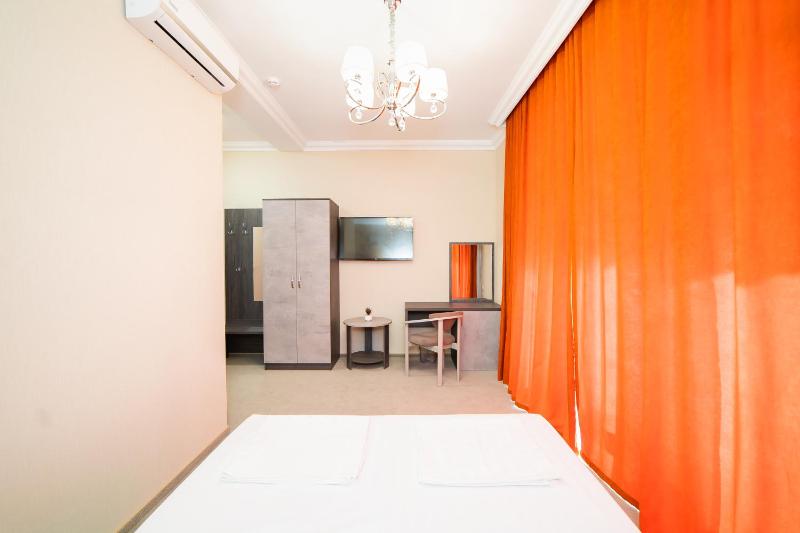 King Room with Balcony image 2