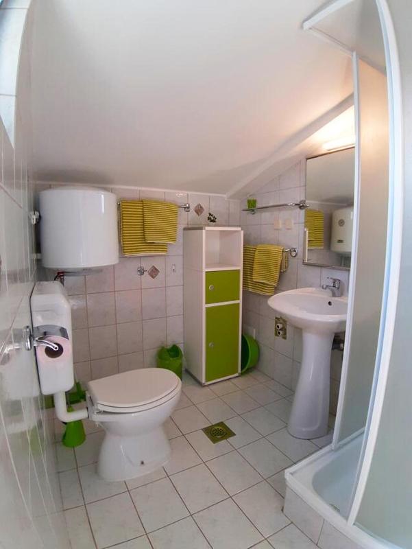 One-Bedroom Apartment with Balcony image 3