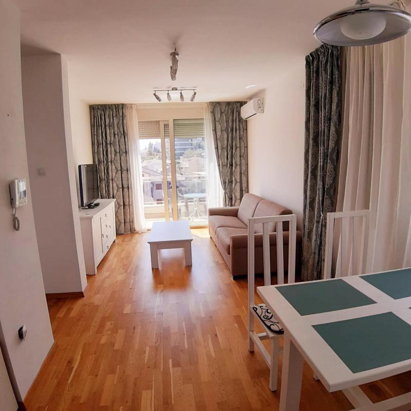 City & Sea Apartment nearby Old Town - image 8