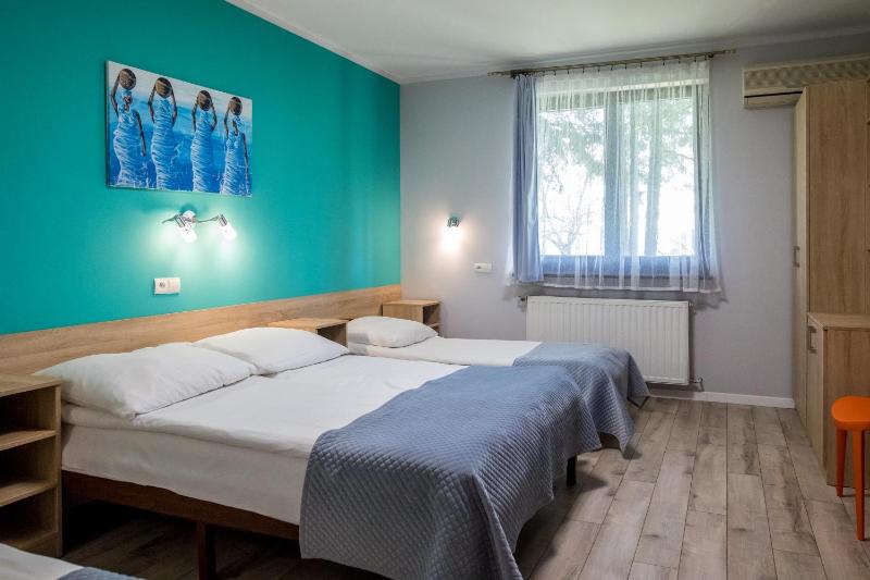 Quadruple Room image 2