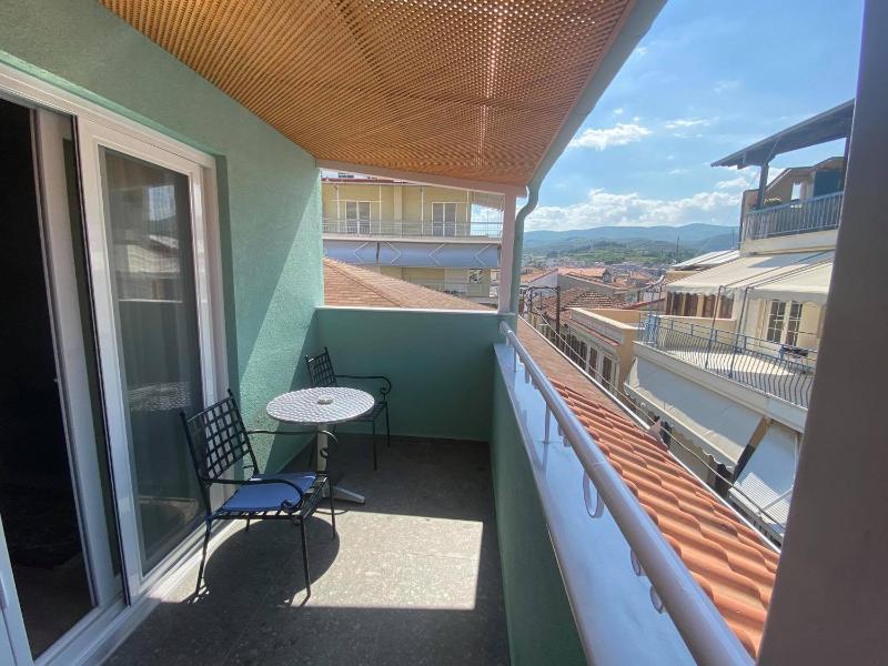 Junior Suite with Balcony image 4