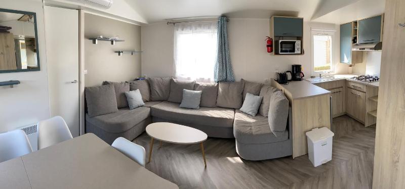 Mobile Home image 2