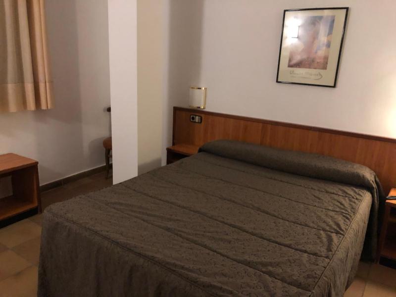 Single Room image 1