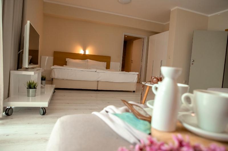 Junior Suite with Sea View image 1