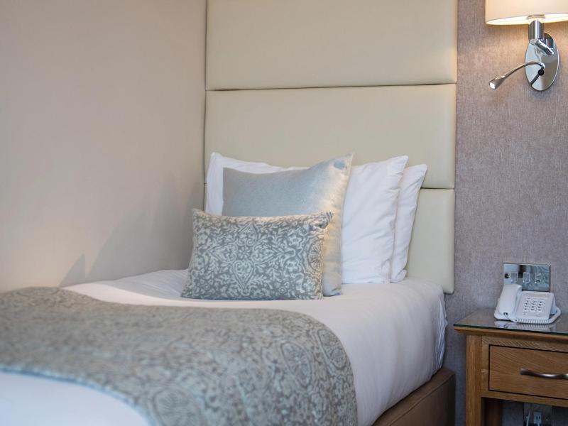 Standard Inland Single Room image 4