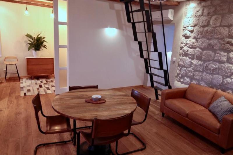 Duplex Two-Bedroom Apartment with Sea View image 3