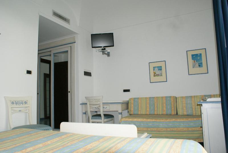 Superior Double Room image 1