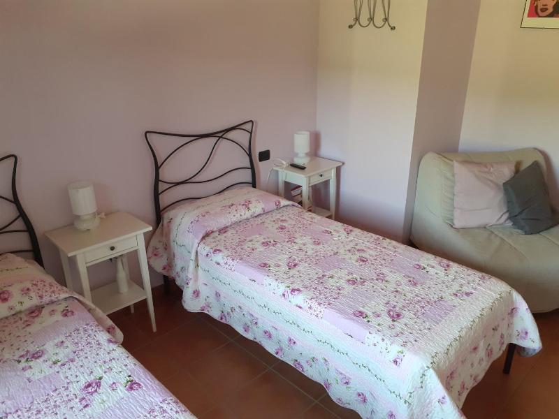 Classic Triple Room image 1
