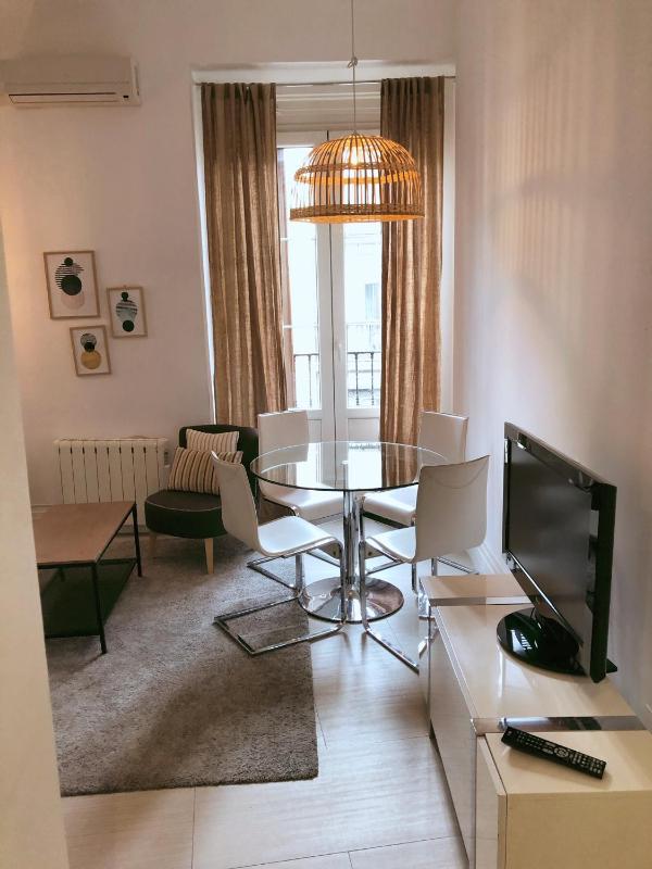 Family Room  image 3