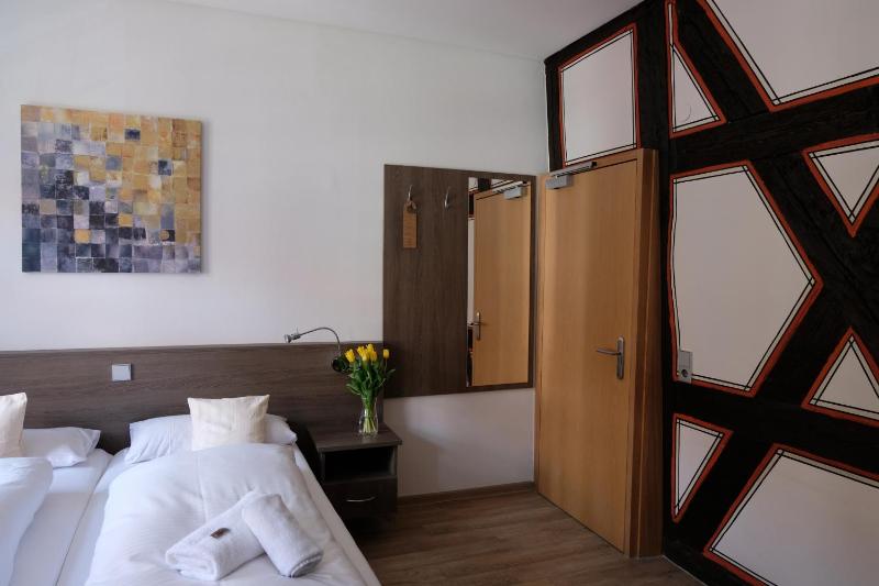 Double Room with Private Bathroom image 2