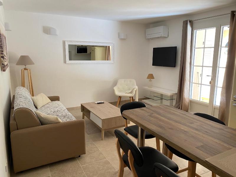 Chambres d'Hotes Les Amandiers - image 16