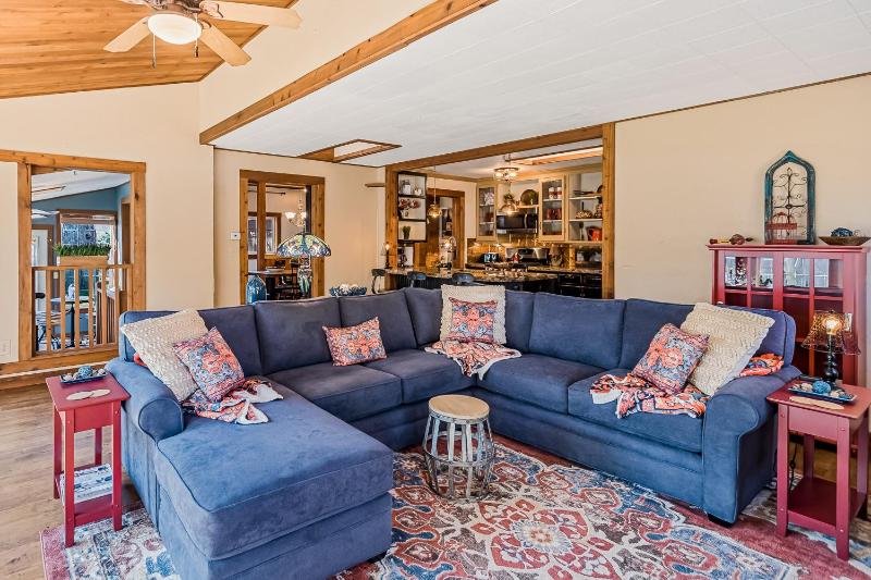 Three Bedroom House image 2
