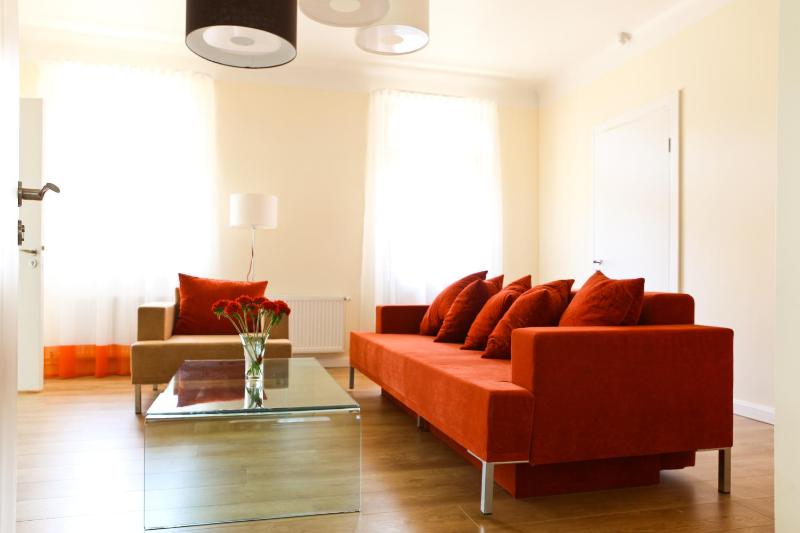 Family Room image 4