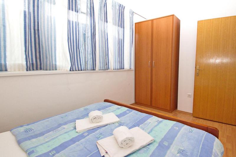 Two-Bedroom Apartment with Terrace and Sea View image 2