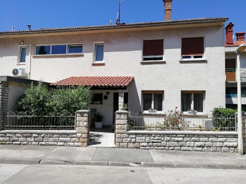 Apartments Jadranka - image 1