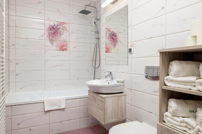 Brasov Holiday Apartments - image 14
