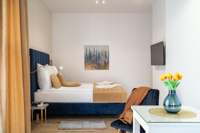 Helios Aparthotel - image 18