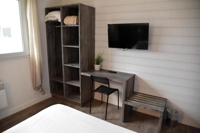 Classic Double Room image 1